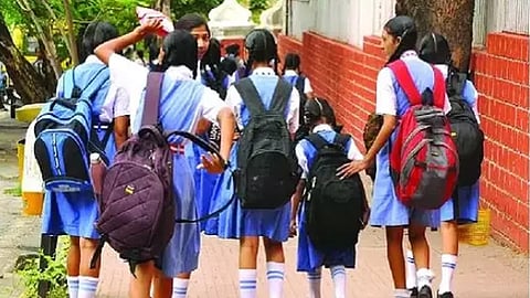 തീരുമാനത്തിനെതിരേ ജൂൺ 11ന് തിരുവനന്തപുരത്ത് ഡിജിഇ ഓഫീസിലേക്ക് മാർച്ചും ധർണയും നടത്താൻ കെപിഎസ്ടിഎ തീരുമാനം