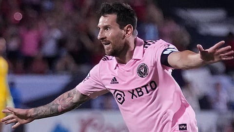 ലയണൽ മെസി ഇന്റർ മയാമി ജെഴ്സിയിൽ.