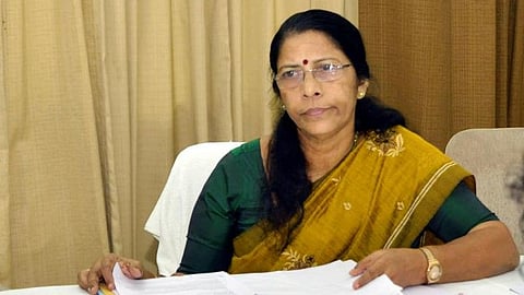 ഇന്ദിര രവീന്ദ്രൻ, സംസ്ഥാന വനിതാ കമ്മിഷൻ അംഗം