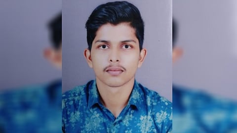 ഫാസിൽ പി എ (21)