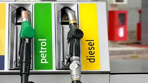 Petrol, Diesel prices likely to fall