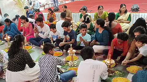 ഗുരുദേവഗിരിയിൽ സരസ്വതി പൂജയ്ക്കും വിദ്യാരംഭത്തിനും വൻ ഭക്തജന തിരക്ക്