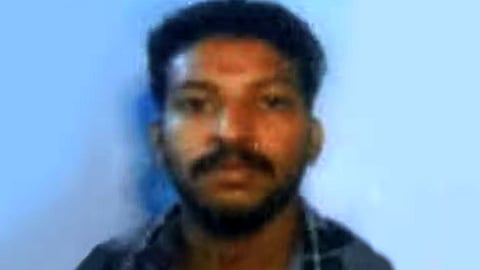 താമരശേരിയിൽ യുവാവ് വീടിനകത്തു തൂങ്ങിമരിച്ച നിലയിൽ