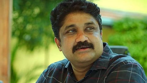 വാത്സല്യം എന്നു പറഞ്ഞ് വഷളത്തരത്തെ വെള്ളപൂശരുത്; സുരേഷ് ഗോപിക്കെതിരെ എ.എ.റഹിം