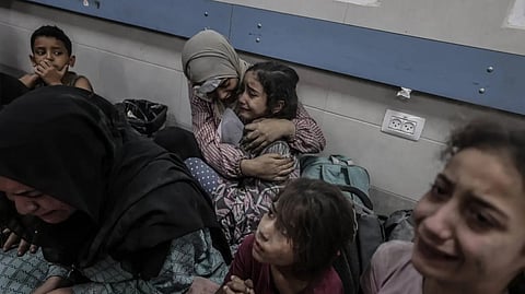 ആക്രമണമുണ്ടായ ഗാസയിലെ ആശുപത്രിയിൽ നിന്നുള്ള ദൃശ്യം.