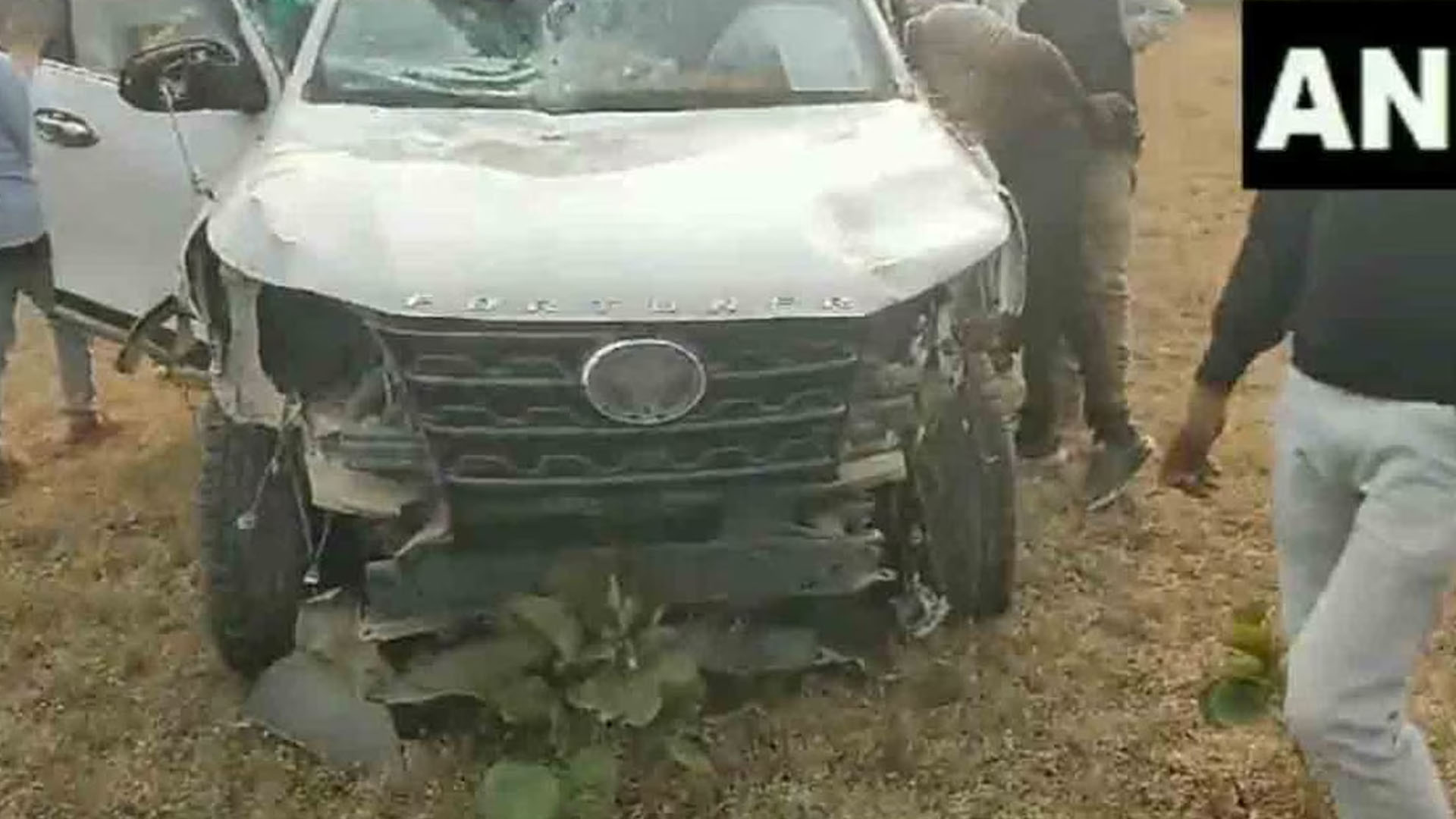 അപകടത്തിൽപ്പെട്ട മന്ത്രിയുടെ കാർ