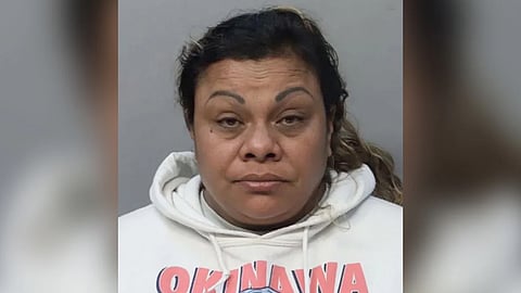 florida Girlfriend stuck needles in boyfriend's eyes