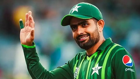 പാക്കിസ്ഥാൻ ക്യാപ്റ്റൻ ബാബർ അസം സ്ഥാനമൊഴിഞ്ഞു; പുതിയ ക്യാപ്റ്റന്മാരെ പ്രഖ്യാപിച്ച് പാകിസ്ഥാന് ക്രിക്കറ്റ് ബോര്ഡ്