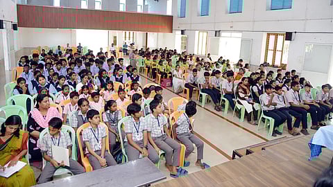 കൊരട്ടിയിൽ സംഘടിപ്പിച്ച ഹരിത സഭയിൽ പങ്കെടുക്കുന്ന കുട്ടികൾ.