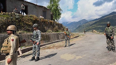രജൗരിയിൽ ഏറ്റുമുട്ടൽ; നാല് സൈനികർക്ക് വീരചരമം