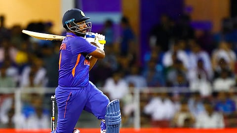 സഞ്ജു സാംസൺ മത്സരത്തിനിടെ