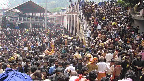 sabarimala 24 hours surveillance with over 450 cctv cameras in sannidhanam