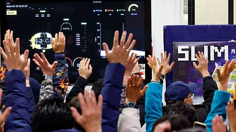 japan slim mission reached lunar surface