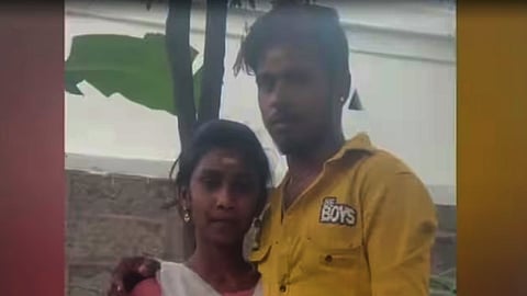 pregnant woman dies after husband pushed out moving bus