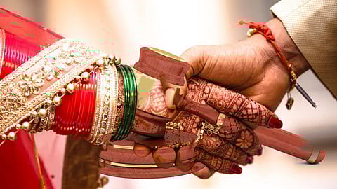 Should Maintain List Of Gifts Received At the marriage says court