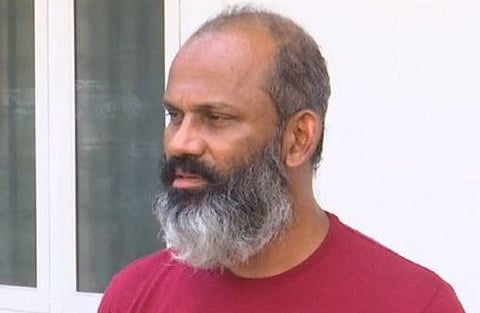 കരുവന്നൂർ സർവീസ് സഹകരണ ബാങ്കിലെ നിക്ഷേപം തിരിച്ചുകിട്ടാത്ത സാഹചര്യത്തിൽ ദയാവധത്തിന് അപേക്ഷ നൽകിയ ജോഷി.