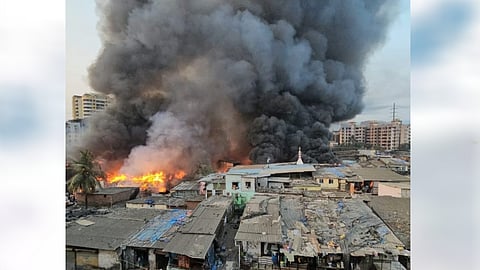 ഭയന്ദറിൽ ചേരിയിൽ വൻ തീപിടിത്തം: 1 മരണം, 3 പേർക്ക് പരിക്ക്