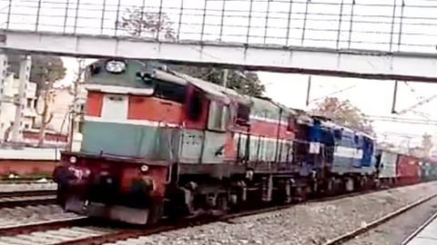 Good train runs without loco pilot for 70 km