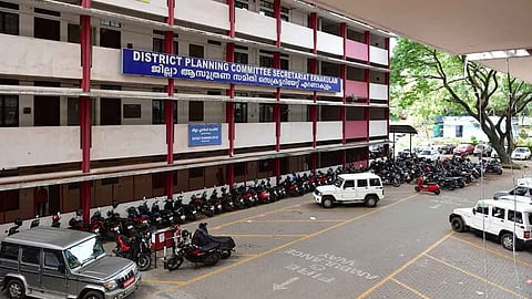 42 ലക്ഷം കുടിശിക: എറണാകുളം കലക്ടറേറ്റിലെ ഫ്യൂസൂരി കെഎസ്ഇബി