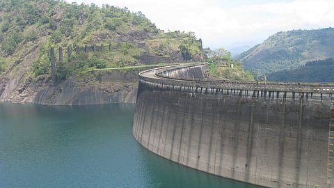 അണക്കെട്ടുകൾ വരളുന്നു; ഇടുക്കി ഡാമില് വെള്ളം 35% മാത്രം