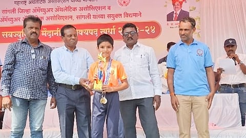 മഹാരാഷ്ട്ര സബ് ജൂനിയർ അത്ലറ്റിക് മീറ്റ്: മലയാളി വിദ്യാർത്ഥിക്ക് ബെസ്റ്റ് അത്ലറ്റിക് ട്രോഫി