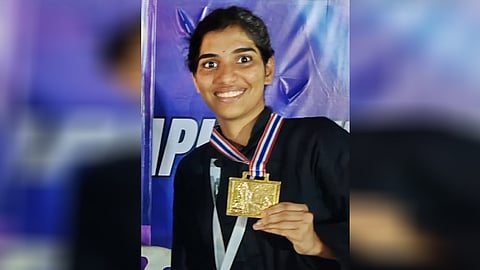 ജീറ്റ് കുനേ ദോ ലോകകപ്പിൽ മാനസിക്ക് സ്വർണം