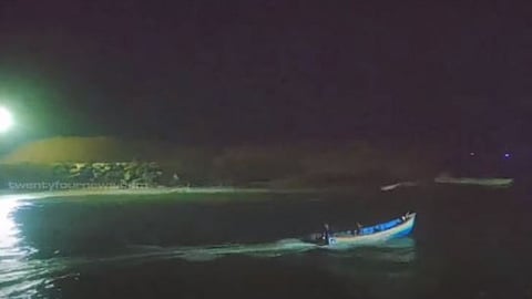 മുതലപ്പൊഴിയില് വള്ളം മറിഞ്ഞ് മത്സ്യത്തൊഴിലാളി മരിച്ചു