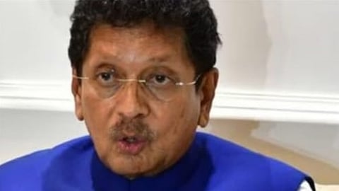 deepak kesarkar says ubt shiv sena wants to hand over mumbai to pakistani terrorists