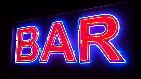 Bar working hours extension Christian associations protest