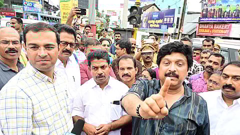 ജനങ്ങളിലേക്കിറങ്ങട്ടെ, മന്ത്രിമാർ| മുഖപ്രസംഗം