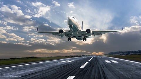 യുഎഇ സന്ദർശിക്കാൻ വിസയും ടിക്കറ്റും മാത്രം പോര