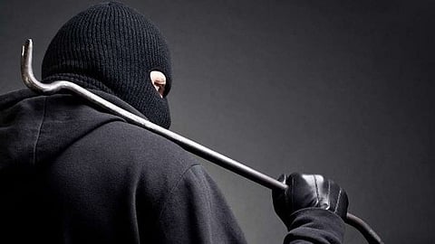 theft in kottayam changanassery