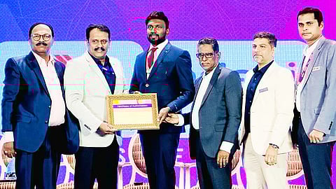 കേരളത്തിലെ സൗരോര്ജ വിപണി ഉഷാറാക്കാൻ അദാനി ഗ്രൂപ്പ്