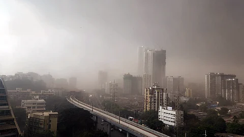 Mumbai dust storm, rain