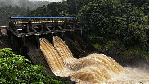 heavy rain is continued in kerala