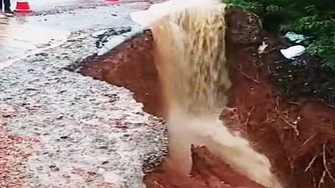 landslides on national highway traffic restrictions imposed kasargod