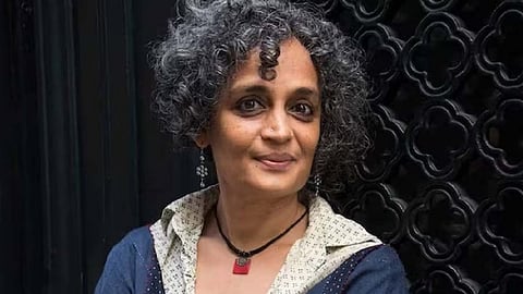 പെൻ പിന്റർ പുരസ്കാരം സ്വന്തമാക്കി അരുന്ധതി റോയ്