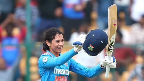 സെഞ്ചുറികളുടെ എണ്ണത്തിൽ സ്മൃതിക്ക് റെക്കോഡ്, മിഥാലിക്കൊപ്പം