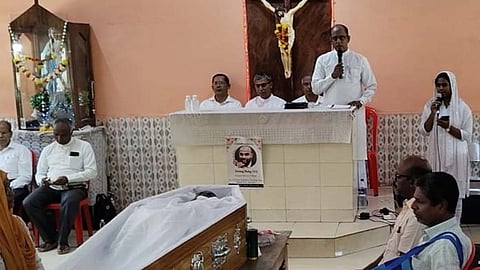 കുവൈറ്റ് ദുരന്തം: മുംബൈ മലയാളി ഡെന്നി ബേബിക്ക് വിട