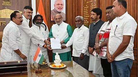 champai soren resigned charghand cm