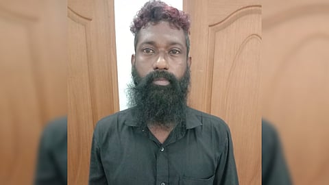 ആലുവ പ്രൈവറ്റ് ബസ് സ്റ്റാൻഡിൽ ബസ് ഡ്രൈവറുടെ മൊബൈൽ ഫോൺ പോക്കറ്റടിച്ച പ്രതി പിടിയിൽ