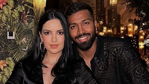 നടാഷ സ്റ്റാൻകോവിക്| ഹാർദിക് പാണ്ഡ്യ