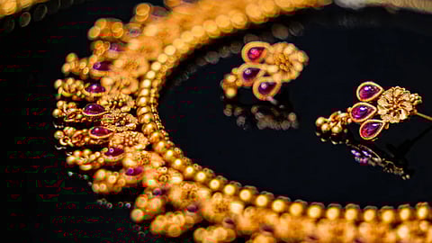 gold rate today price hike 11-09-2024