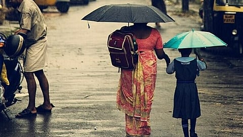 heavy rain 6 districts announced for school holiday at monday