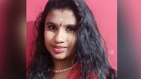 കുത്തിവെയ്പ്പിനു പിന്നാലെ അബോധാവസ്ഥയിലായ യുവതി മരിച്ചു; ചികിത്സാപ്പിഴവെന്ന് ബന്ധുക്കൾ