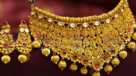 gold rate today price hike 31-10-2024