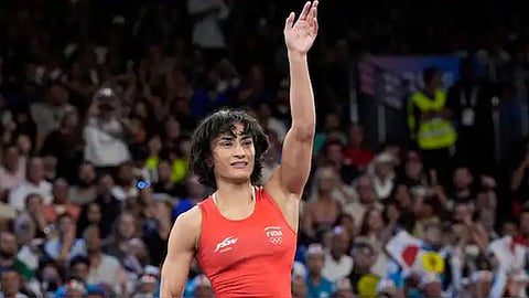 Vinesh Phogat disqualified from Paris Olympics breaking news