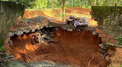 kozhikode mukkam well collapsed