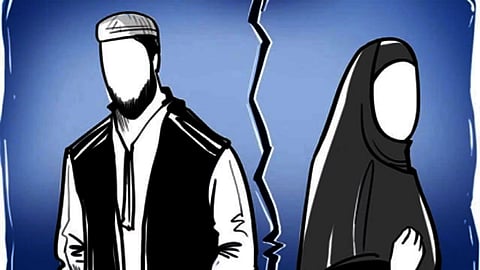 kasaragod Man Gives Triple Talaq to wife Over whatsapp