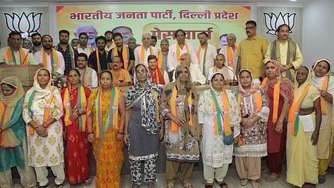 200 join BJP in Delhi